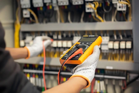 Expert Electrician